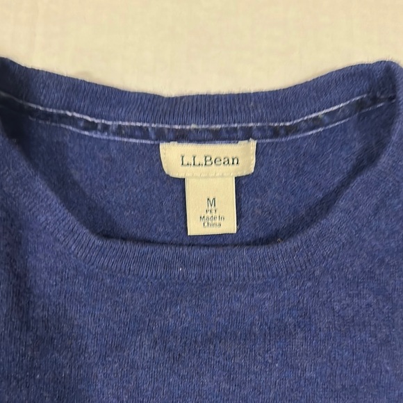 L.L. Bean Women’s Cashmere Sweater - Picture 2 of 4